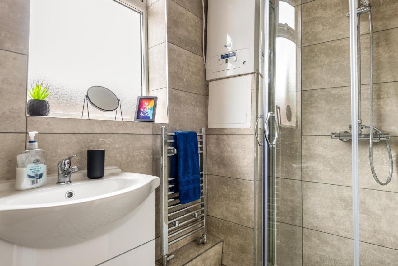 Hopetown Apartment-Modern 1 Bed With Free Parking Normanton  Εξωτερικό φωτογραφία